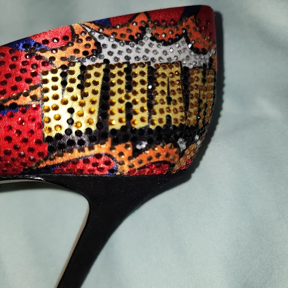 INC International Concepts Red Comic-Print Pointed-Toe Crystal Heels - Picture 12 of 12